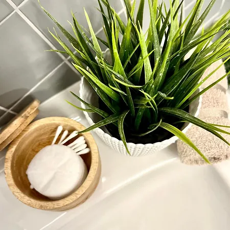 Bond Location Air Conditioned 布拉迪斯拉发