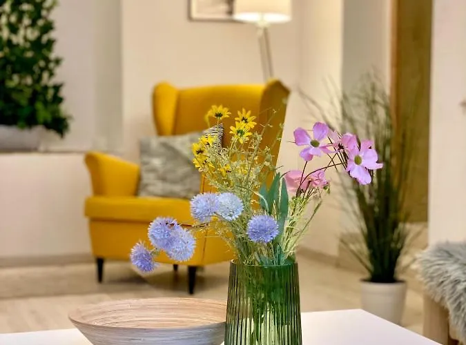 Bond Location Air Conditioned Lejlighed